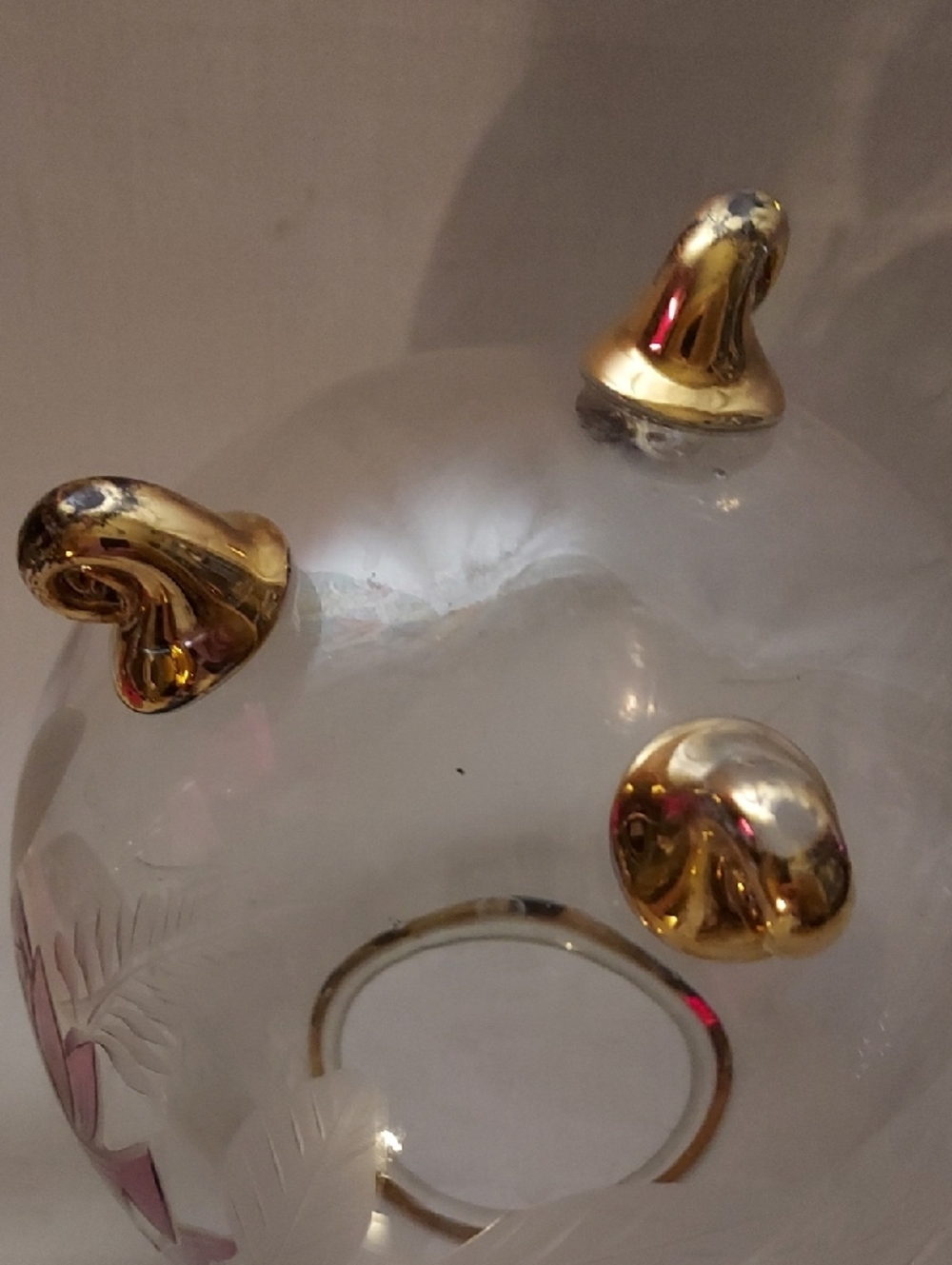 Vintage Glass Bowl Round Purple Etched Flowers with Three Gold Legs & Gold Ring - Picture 4 of 9
